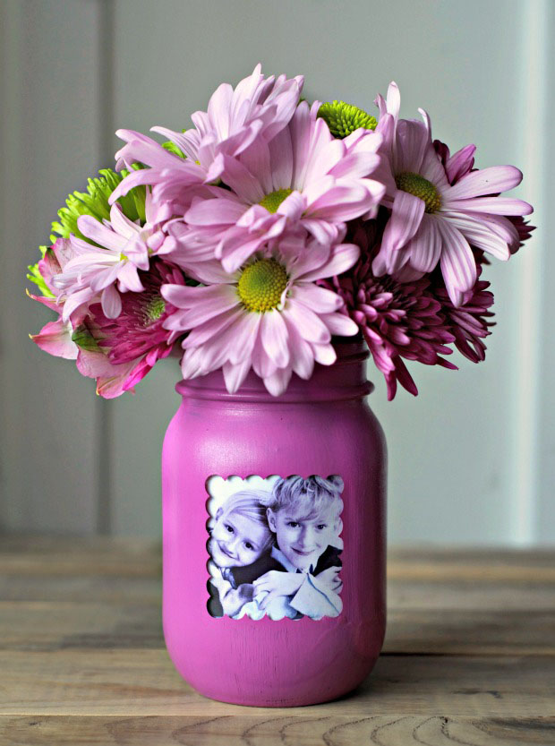 DIY Mason Jar Picture Frame Vase