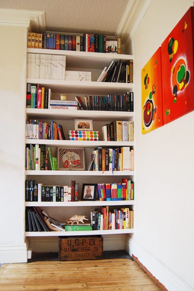 DIY Floating Shelves by LittleHouseOnTheCorner