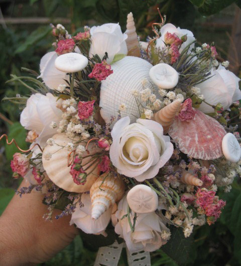 DIY Seashell Bouquet