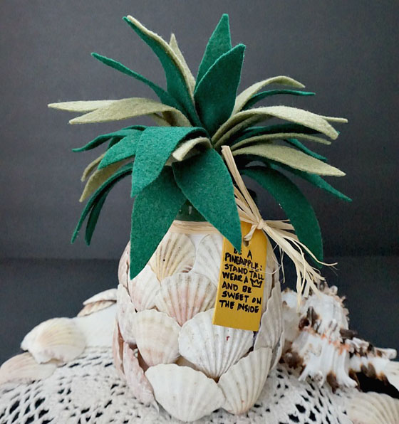 DIY Seashell Pineapple