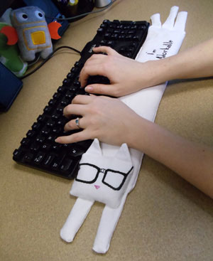 DIY Keyboard Cat Wrist Rest